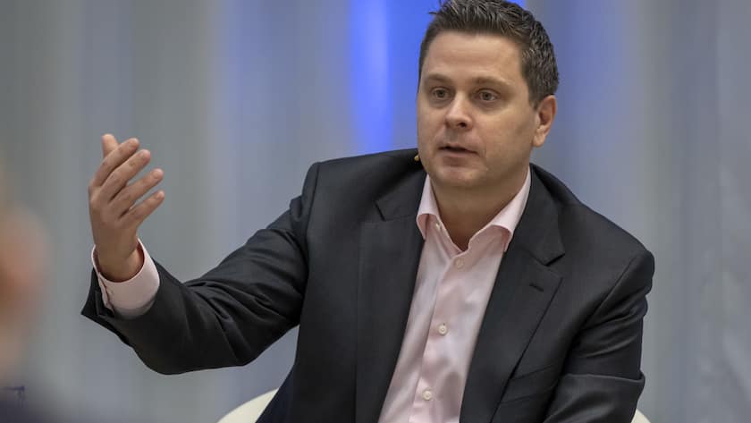 Thomas Schinecker, ad interim CEO Roche Pharmaceuticals, speaks during the 2022 full-year results media conference in Basel, Switzerland, on Thursday, February 2, 2023. (KEYSTONE/Georgios Kefalas).