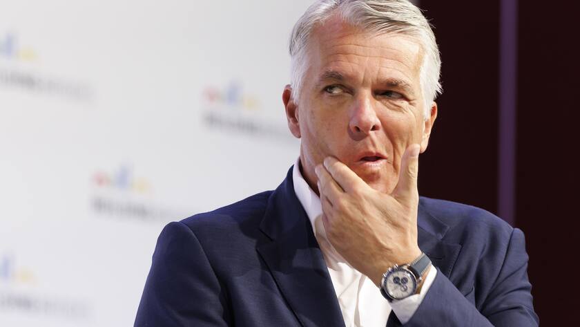 Group Chief Executive Officer of Swiss Bank UBS Sergio Ermotti talks at the panel "In conversation with UBS CEO,Sergio Ermotti", during the Building Bridges Summit, at the CICG in Geneva, Switzerland, Monday, October 2, 2023. (KEYSTONE/Salvatore Di Nolfi)