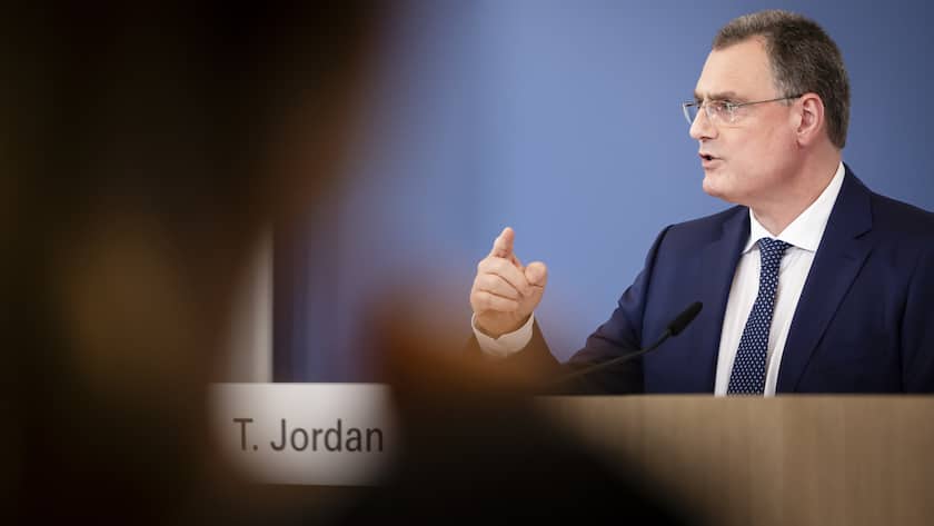 Thomas Jordan kämpft für die Preisstabilität in der Schweiz.