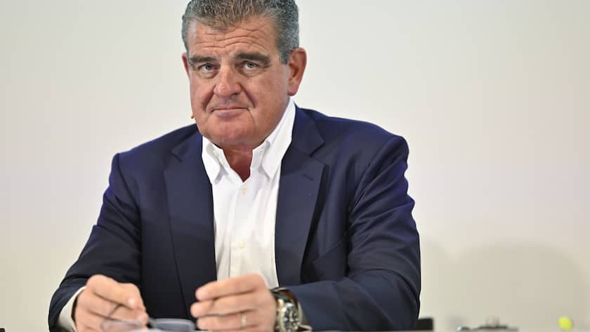 Verwaltungsratspraesident und Group CEO ad interim Peter Spuhler an der Bilanzmedienkonferenz der Stadler Rail, am Dienstag, 15. Maerz 2022, in Bussnang. (KEYSTONE/Gian Ehrenzeller)