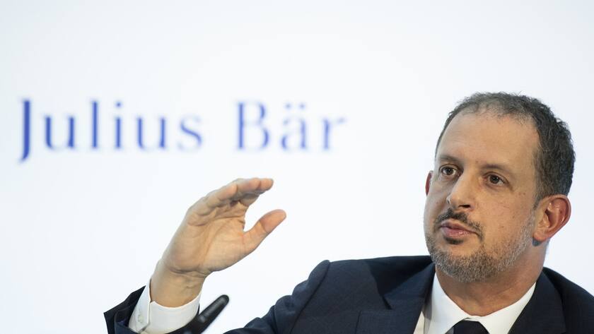 Philipp Rickenbacher, CEO der Julius Baer Bank, spricht an der Pressekonferenz zur Praesentation der Jahreszahlen am Montag, 3. Februar 2020 in Zuerich. (KEYSTONE/Ennio Leanza)