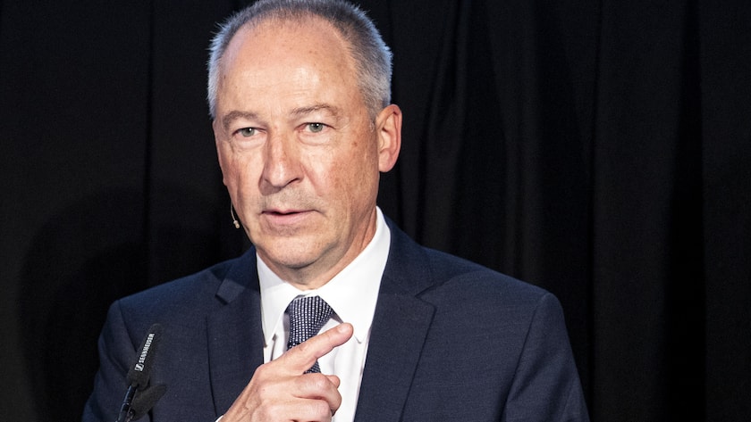 Jens Alder, Praesident des Verwaltungsrats, spricht an der ausserordentlichen Generalversammlung von Schmolz und Bickenbach am Montag, 2. Dezember 2019, in Emmenbrücke. (KEYSTONE/Alexandra Wey)