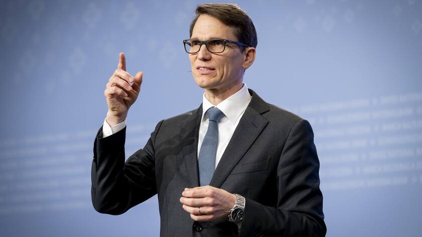 Martin Schlegel, Chairman of the Governing Board of the Swiss National Bank (SNB) speaks during a press conference of Swiss National Bank (SNB BNS) on a new series of banknotes, in Bern, Switzerland, Wednesday, October 30, 2024. (KEYSTONE/Anthony Anex)