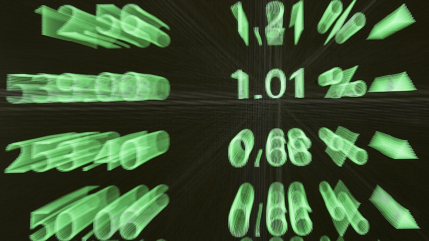 Aktuelle Kurse werden an einer LED-Wand im Eingangsbereich der Neuen Boerse Zuerich-West des SIX-Hauptsitzes an der Pfingstweidstrasse angezeigt, aufgenommen am Donnerstag, 6. Februar, in Zuerich. (KEYSTONE/Ennio Leanza)