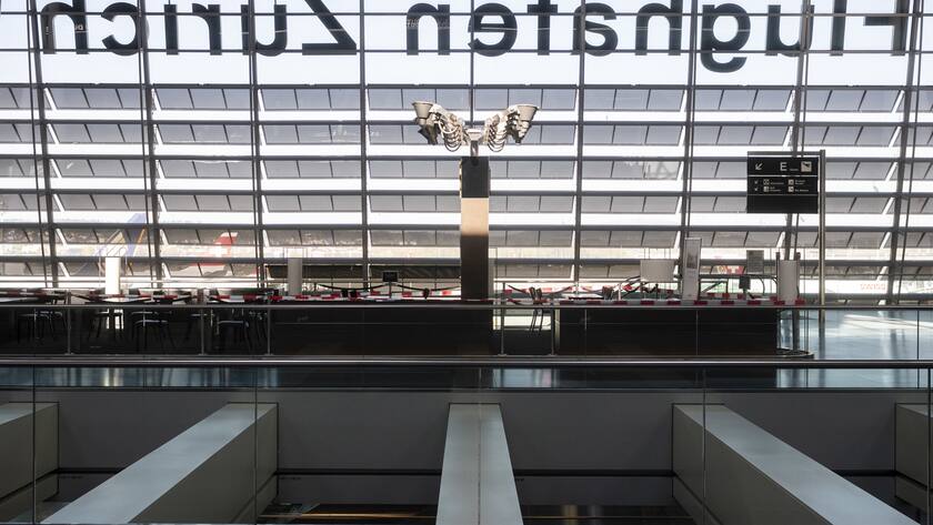View into the empty Duty Free at the airport in Zurich, Switzerland on Friday, 17 April 2020. The bigger part of the Swiss airplanes are not in use due to the outbreak of the coronavirus. (KEYSTONE/Ennio Leanza)