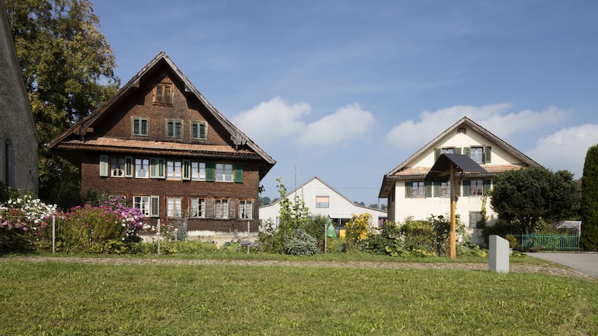 Wohneigentum ist in der Schweiz teuer. Daher ist der Erbvorbezug oftmals die einzige Lösung zur Traumerfüllung.
