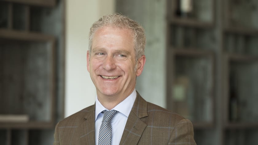 Jean-Yves Blatt, Direktor des Hotel Chedi Andermatt, posiert anlaesslich des Eroeffnungsturnier sdes Golfplatzes "Andermatt Swiss Alps Golf Course", am Samstag, 25. Juni 2016, in Andermatt. (KEYSTONE/Urs Flueeler)