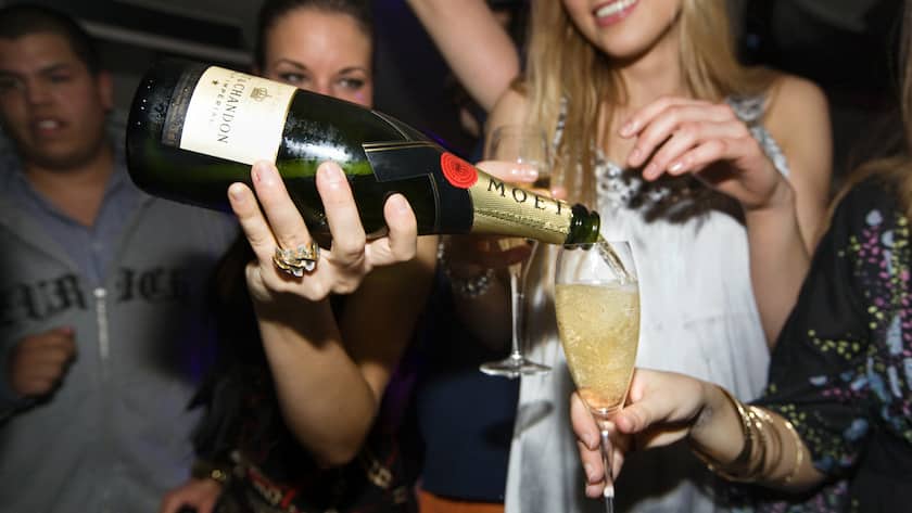 Kein Alkohol im Januar: Das will die Bewegung «Drynuary». Aber die Schweizerinnen und Schweizer wollen das nicht.