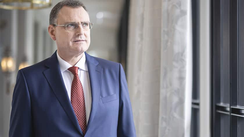 Swiss National Bank's (SNB) Chairman of the Governing Board Thomas Jordan poses for a portrait after a media briefing of the Swiss National Bank in Zurich, Switzerland, on Thursday, March 23, 2023. (KEYSTONE/Michael Buholzer).