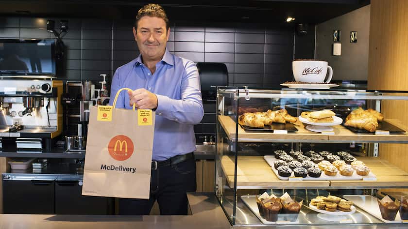 IMAGE DISTRIBUTED FOR MCDONAD'S- McDonaldâÄ™s CEO Steve Easterbrook presents McDelivery orders at the McDonaldâÄ™s restaurant with a global menu at the companyâÄ™s headquarters in Chicago in celebration of McDelivery Night In on Thursday, September 19, 2019. (Alyssa Schukar/AP Images for McDonald's)