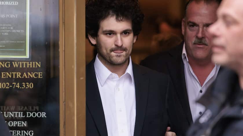 Der angeklagte FTX-Gründer Sam Bankman-Fried ist zurzeit gegen eine Kaution von 250 Millionen Dollar auf freiem Fuss.