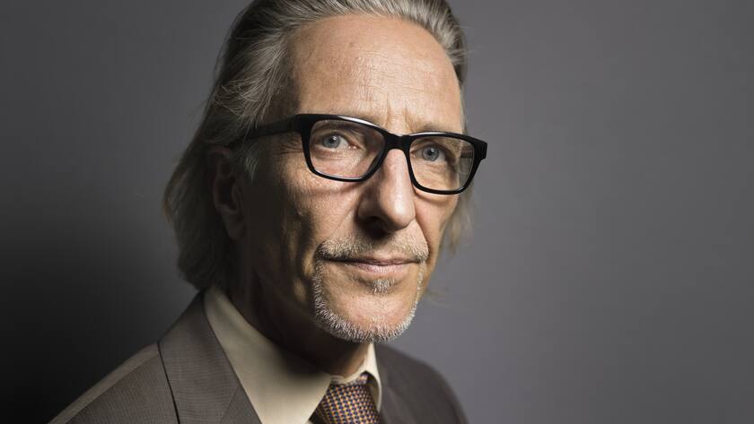 Portrait of Martin Neff, chief economist of Swiss bank Raiffeisen Bank, taken in Zuerich, Switzerland, on February 27, 2014. (KEYSTONE/Gaetan Bally)Martin Neff, Chefoekonom der Raiffeisen Bank, portraitiert am 27. Februar 2014 in Zuerich. (KEYSTONE/Gaetan Bally)