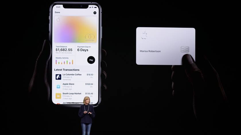 Jennifer Bailey, Vizepräsidentin von Apple Pay stellt die Apple Card vor.