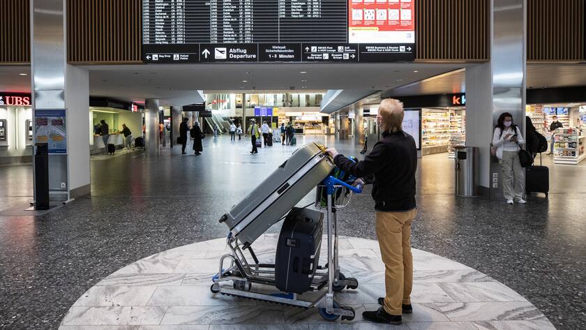 SCHWEIZ CORONAVIRUS FLUGHAFEN ZÜRICH