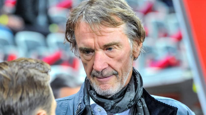 Jim Ratcliffe spricht mit Kollege