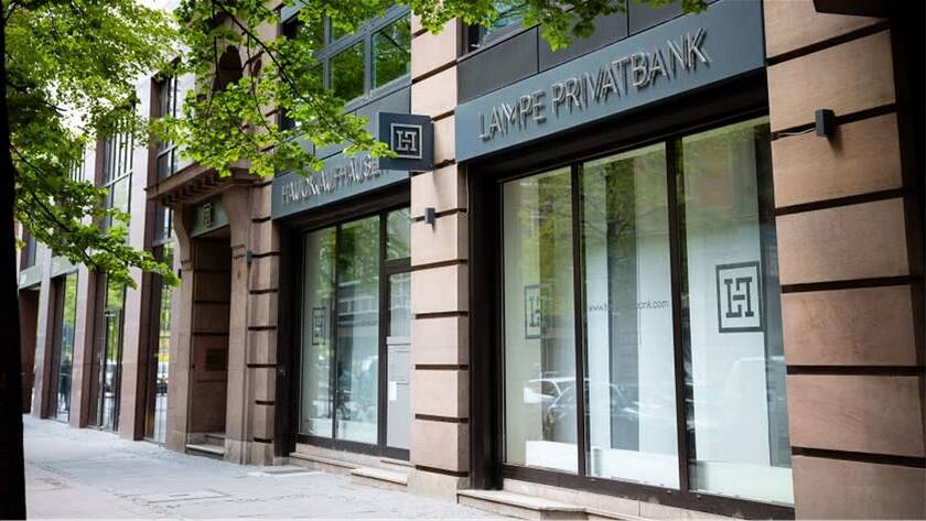 Gebäude von Hauck Aufhäuser Lampe