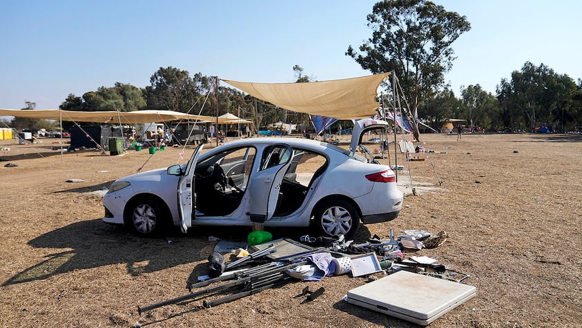 Roche und Nestlé schweigen zu den Gräueltaten der Hamas Hamas-Terroristen griffen unter anderem ein Musikfestival in Israel an und töteten und verschleppten viele Menschen.