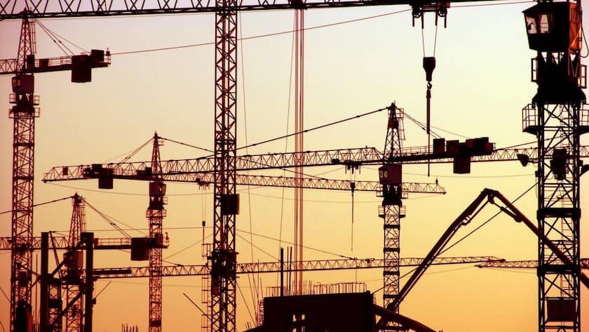 Baukräne, Konjunktur, Wirtschaft, Wirtschaftsaufschwung, Wachstum, Bruttosozialprodukt, Wohnungsbau, Mietendeckel, *** Construction cranes, economy, economy, economic upswing, growth, gross national product, housing construction, rent covers,