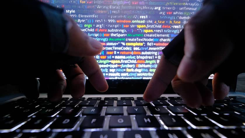 KMUs unterschätzen die Gefahr von Cyberangriffen.