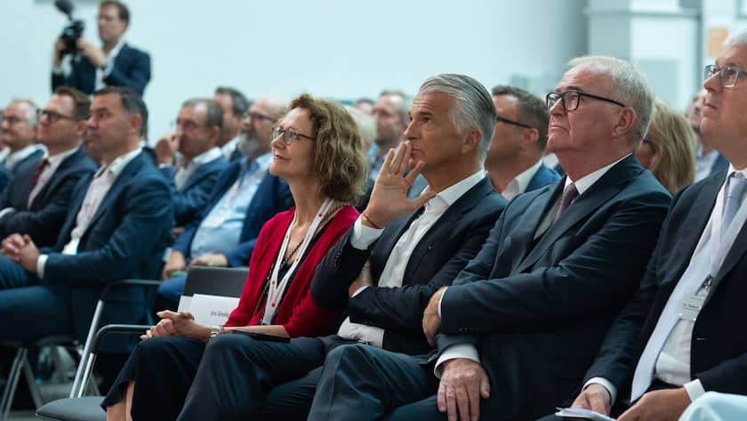 Sorgen sich um den Standort Schweiz: UBS-CEO Sergio Ermotti und Economiesuisse-Präsident Christoph Mäder.