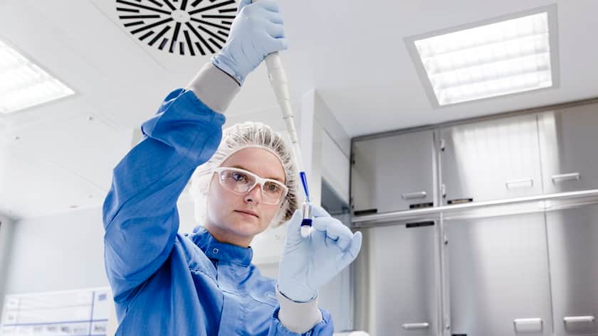 Corona-Tests bescheren Roche viel Umsatz Roche Forschung Labor