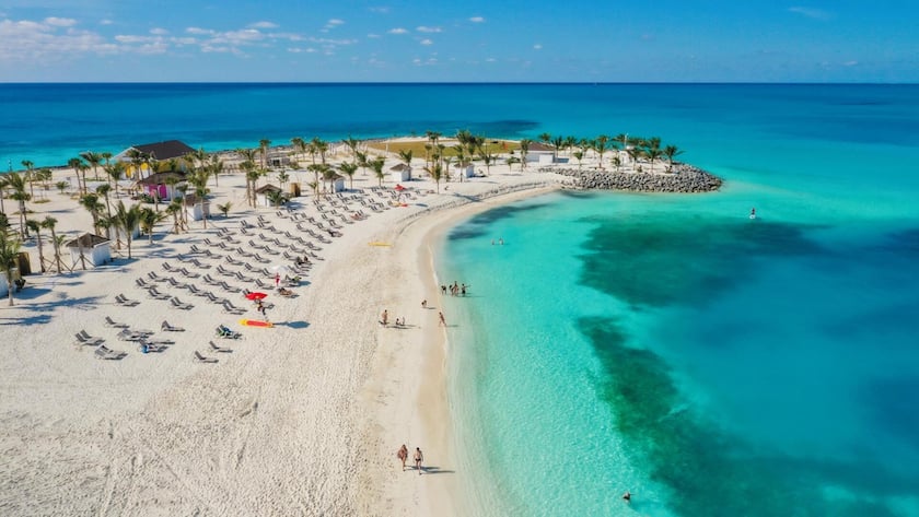 Schweizer Kreuzfahrtriese MSC baut seine eigene Privatinsel aus <p>Die Insel Ocean Cay auf den Bahamas gehört dem Genfer Kreuzfahrtgiganten MSC.</p>