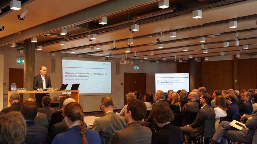 Finma-Direktor Stefan Walter stellt in Bern die neue Strategie vor.