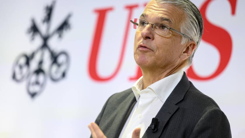 Der wahre Plan B der UBS <p>UBS-Chef Sergio Ermotti will derzeit nicht über Strategien sprechen, wie die Bank die geplanten Eigenkapitalanforderungen abfedern könnte.</p>