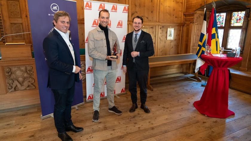 <p>Mindfire-CEO Pascal Kaufmann mit Imanol Schlag von Apertus und dem Davoser Landsamman Philipp Wilhelm (v.l.).</p>