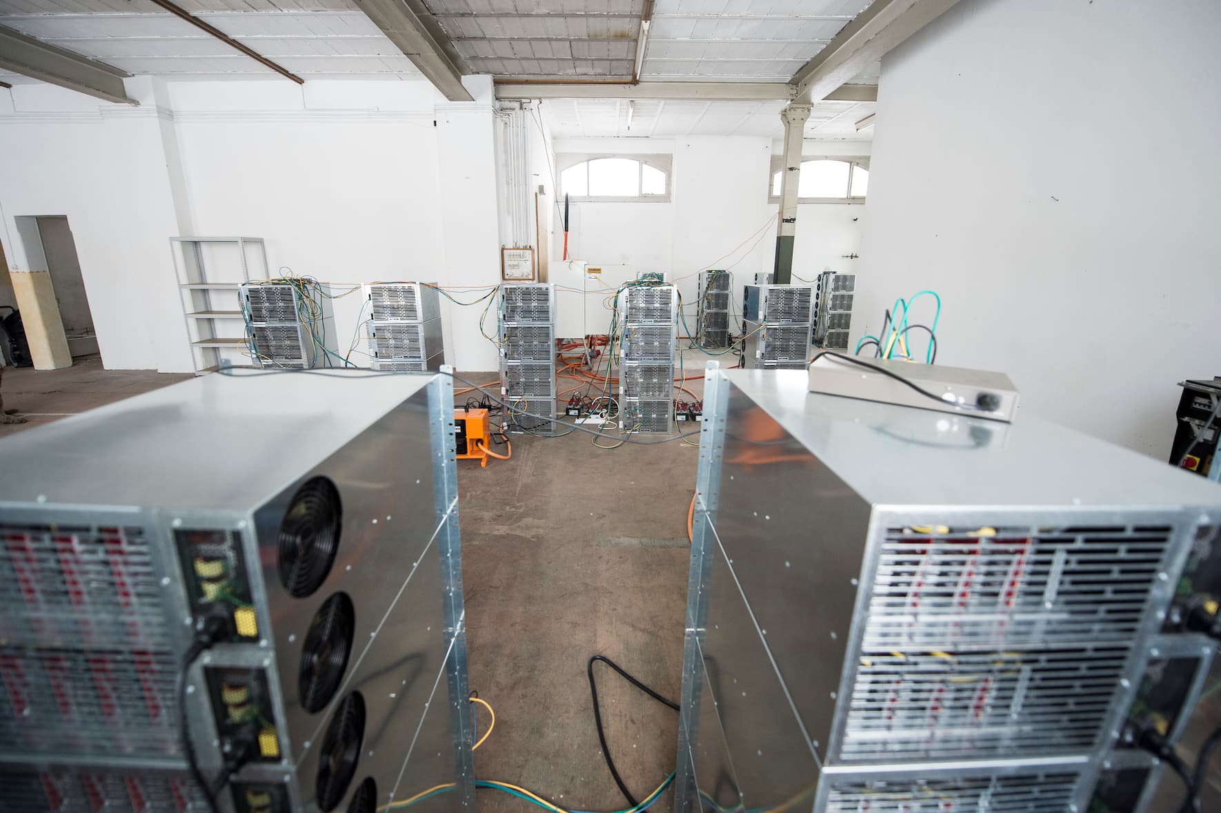 Die grosse Bitcoin-Mine im Kanton Glarus | Handelszeitung