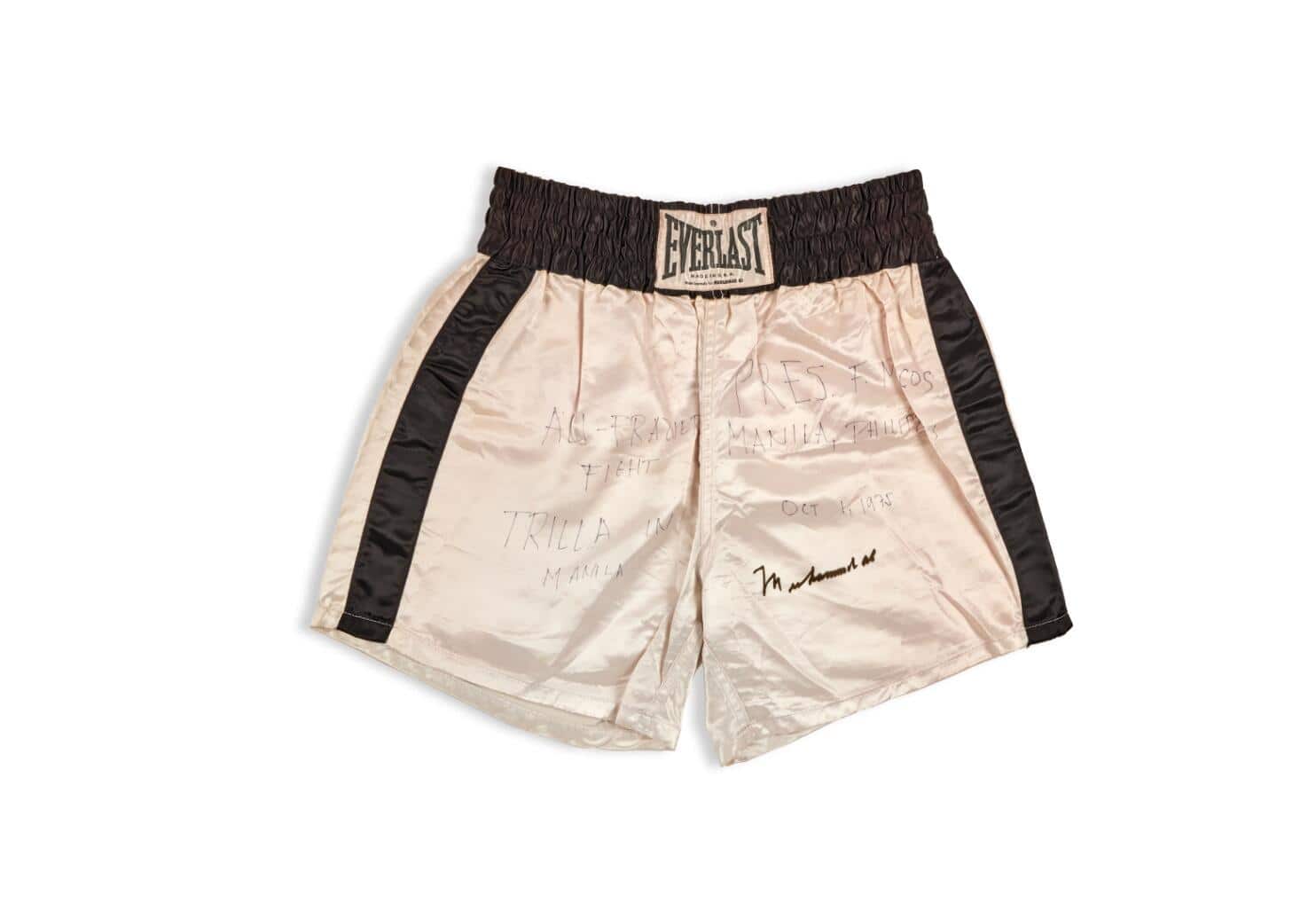 Die weissen Shorts der Boxlegende werden Millionen einbringen.