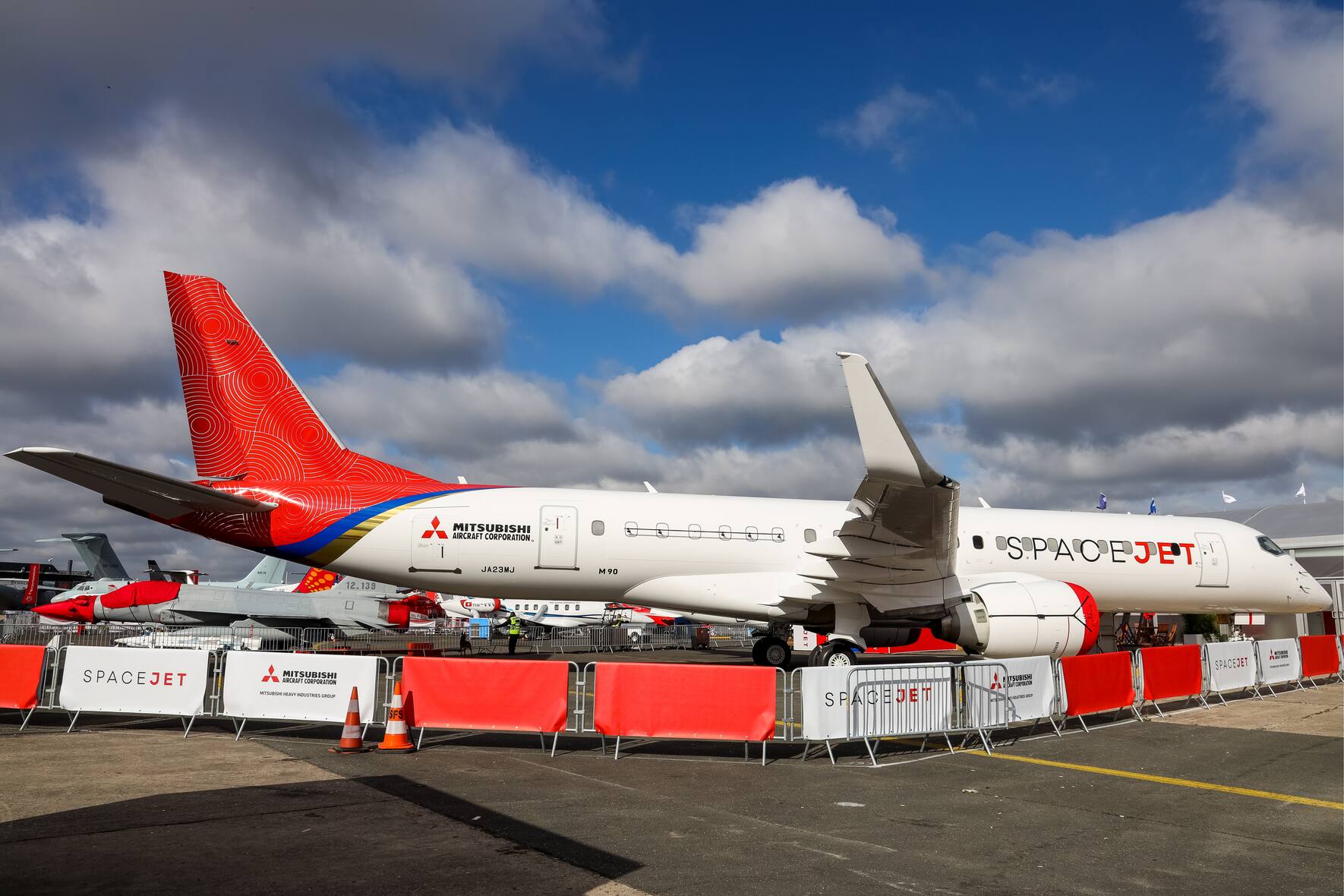 Mitsubishi SpaceJet M90