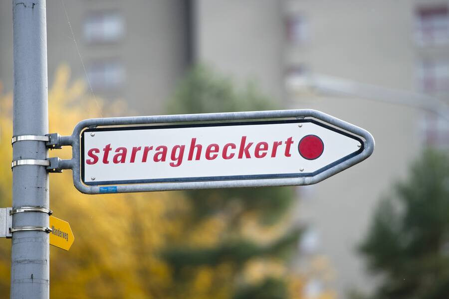 Blick auf das Logo der "StarragHeckert" am Mittwoch, 3. November 2010 in Rorschacherberg. (KEYSTONE/Ennio Leanza)