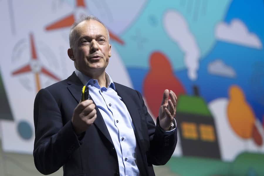 Urs Schaeppi, CEO Direction du groupe Swisscom parle lors de la 15eme edition du "Forum des 100" sur la thematique de la « Transition ecologique: le temps de l'action » organise par Le Temps ce jeudi 9 mai 2019 au SwissTech Convention Center a Lausanne. (KEYSTONE/Laurent Gillieron)