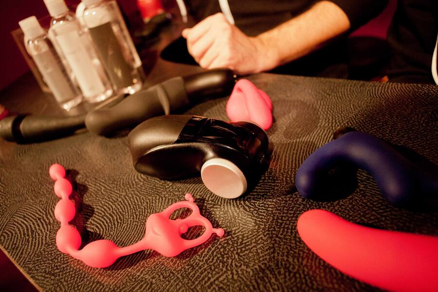 Second edition of the exhibition sexe in the city in Paris, the candidate has the city of paris, Anne Hidalgo was there as the musicien McSolaar and the actrice Marina Fo����s. An exhibition support by Solidarity SIDA, solidarity AIDS, on October 8, 2013. Photo: Michael Bunel/NurPhoto (Photo by NurPhoto/Corbis via Getty Images)