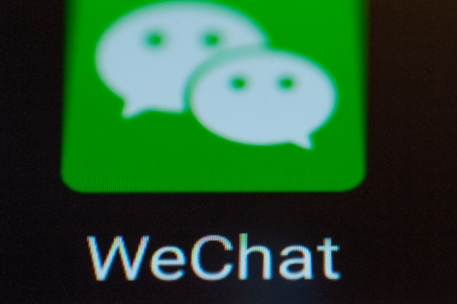 A WeChat messaging app logo is seen on an Android portable device on February 5, 2018. WeChat is one of the most popular messaging apps in China. (Photo by Jaap Arriens/NurPhoto via Getty Images)