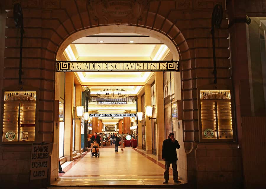 Avenue des Champs Elysées
