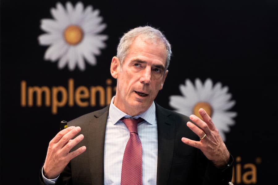 Anton Affentranger, CEO Implenia, spricht an der Bilanzmedienkonferenz zum Jahresergebnis 2015 am Dienstag, 23. Februar 2016, in Zuerich. (KEYSTONE/Ennio Leanza)