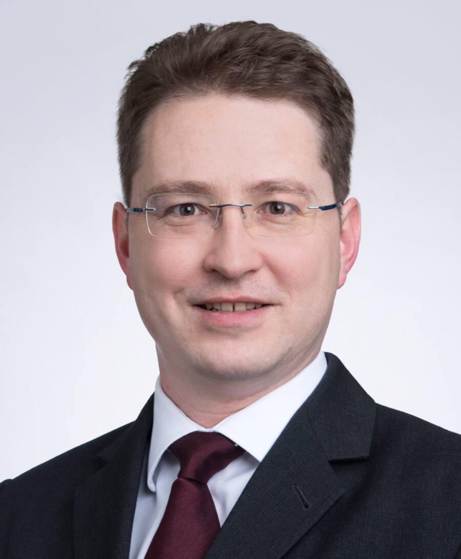 Dr. Karsten Güttler