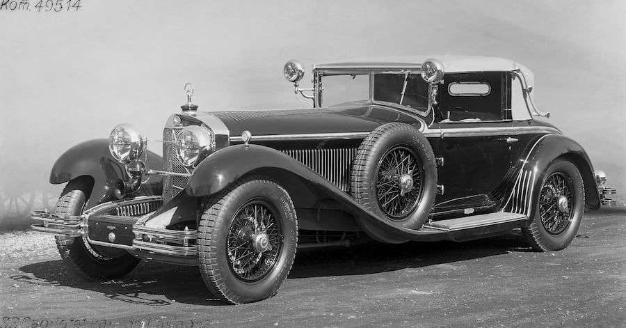 <p>Mercedes-Benz Typ SS «Maharadscha»: 1930 wurde der SS 27/140/200 am Pariser Salon präsentiert. 1931 kaufte ihn ein indischer Maharadscha und benutzte die «Wüstenjacht» für die Fahrt zwischen seinem Ferienhaus und seinem Palast, die vier Kilometer auseinanderlagen.</p>