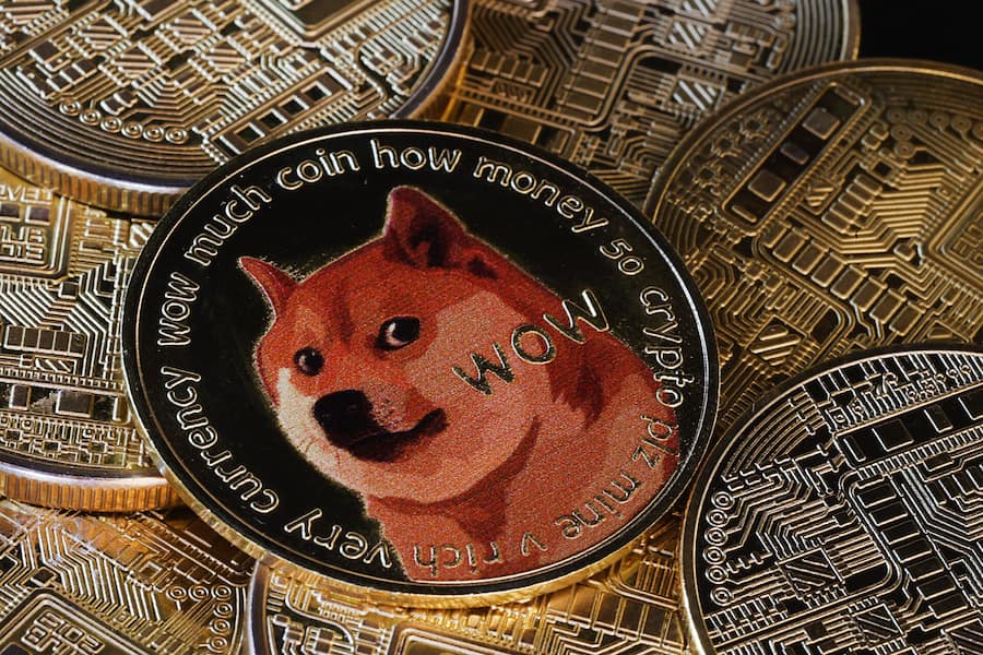<p>Auch andere Kryptowährungen weisen derzeit hohe Kursgewinne auf. Dazu gehört etwa der Meme-Coin Dogecoin.</p>