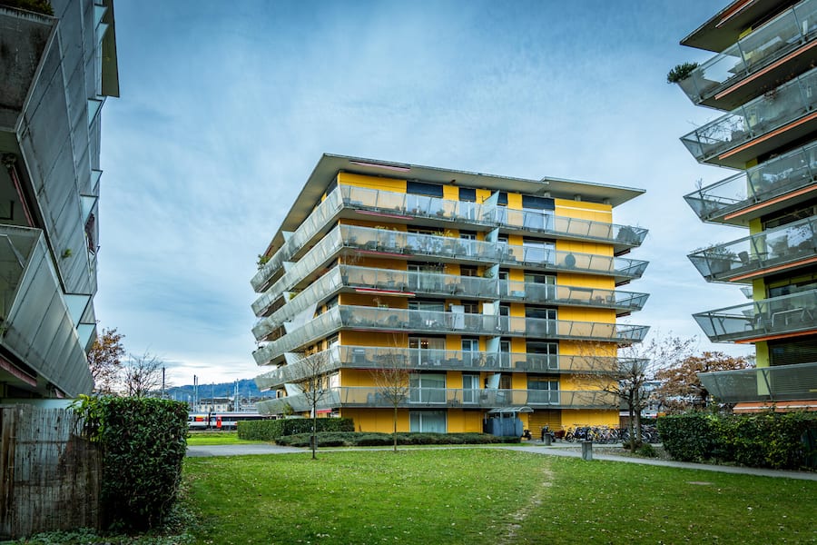 <p>Besitzerin Regina Bachmann kann sich nun vorstellen, ihre drei Liegenschaften zu verkaufen.</p>