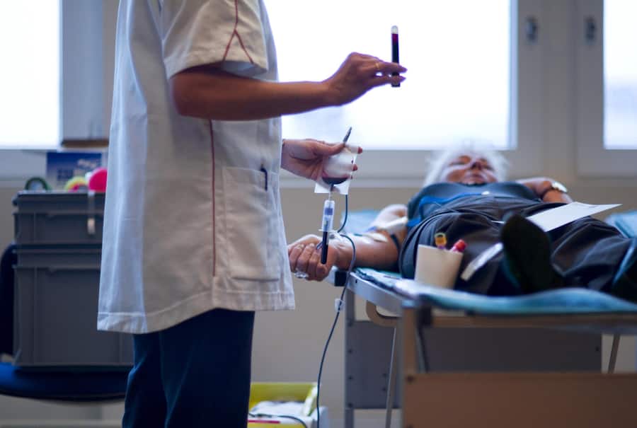 <p>Blutspenden darf weder einen persönlichen Vorteil bringen noch jemanden diskriminieren.</p>