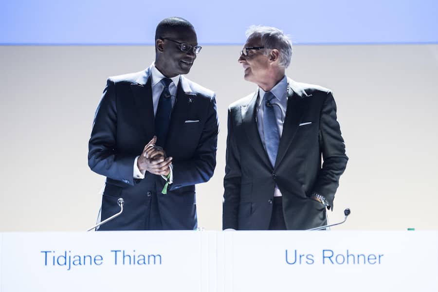 <p>Konzernchef Tidjane Thiam (links) und Präsident Urs Rohner an der CS-GV 2017: Drei Jahre später musste Thiam wegen der Beschattungsskandale gehen, Rohner trat 2021 zurück.</p>
