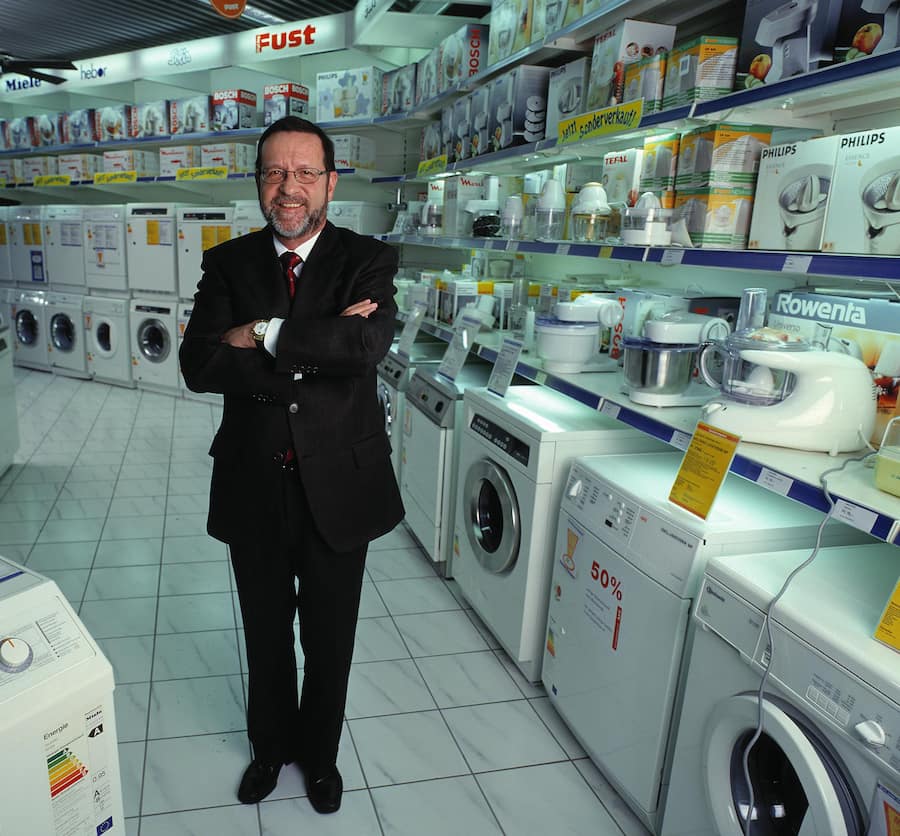 <p>Der Gründer der Elektrogeräte-Kette «Dipl. Ing. Fust» hat die Preise im Handel ins Rutschen gebracht.</p>