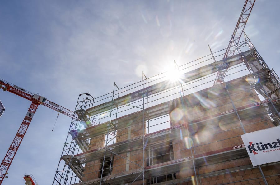 <p>Die ohnehin schon grossen Widerstände gegen die Verdichtungsbestrebungen dürften laut Raiffeisen künftig weiter zunehmen.</p>