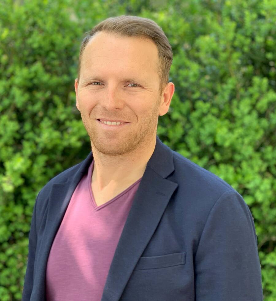 <p>Mensur Jasari</p>