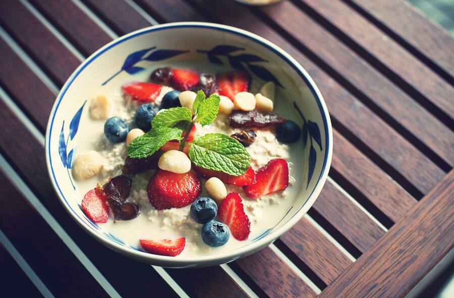 <p>Heute gibt es verschiedene Variationen des Birchermüsli, Erdbeeren und Co. fanden in der Ursprungsform keinen Platz.</p>