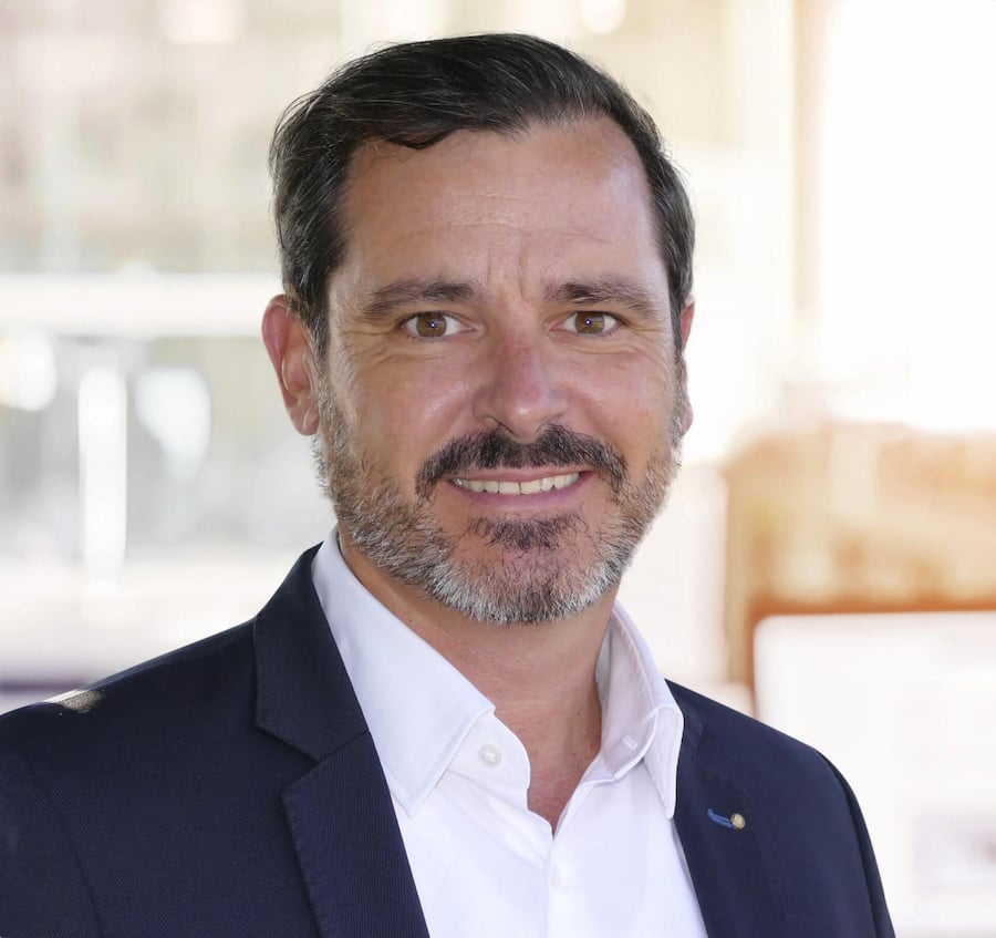 <p>Sacha Johann<br />Experte für Kommunikation, Teamentwicklung, Führung & SINNhaftigkeit</p>