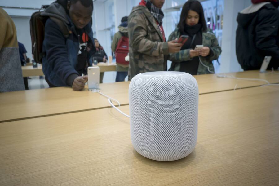 Apple HomePod hits the stores The new Apple HomePod is displayed in the Apple store in the World Trade Center Oculus in New York on Friday, February 9, 2018, the first day it went on sale. The new smart speaker, eagerly awaited by Apple aficionados, sells for $349, considerably more than competitors such as the Amazon Echo, and works only connected to an iOs device within the Apple ecosystem. ( PUBLICATIONxNOTxINxUSAxUK RichardxB.xLevine